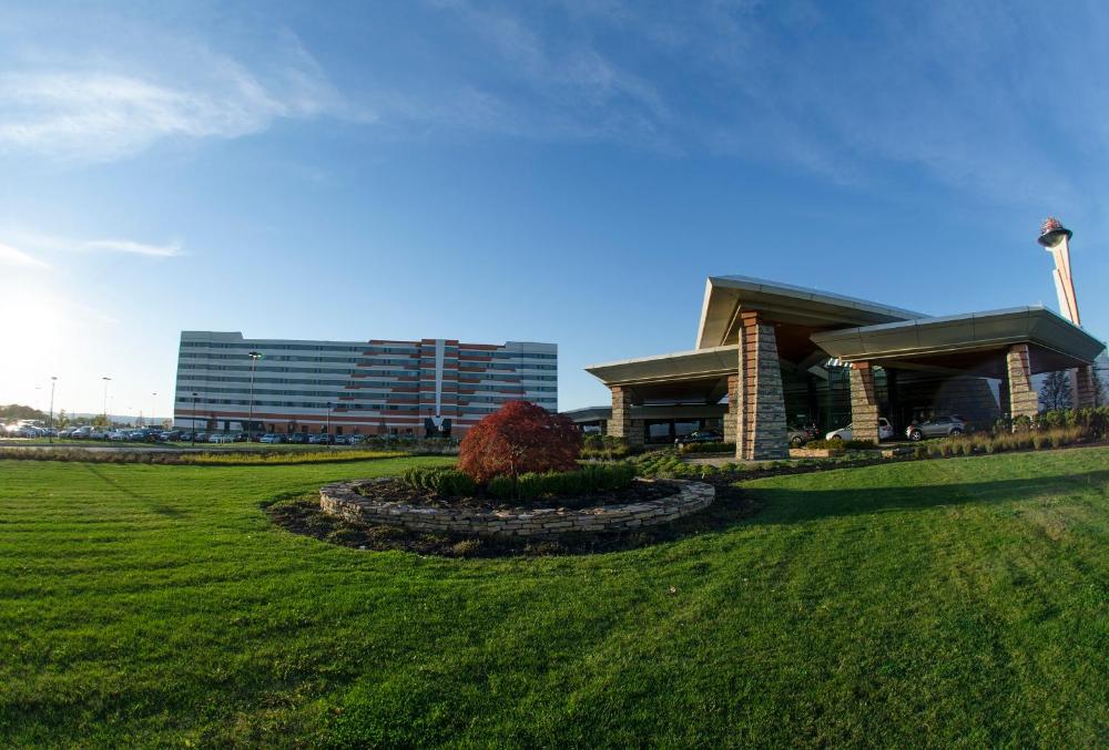 Mohegan Pennsylvania Casino Resort - Adults Only